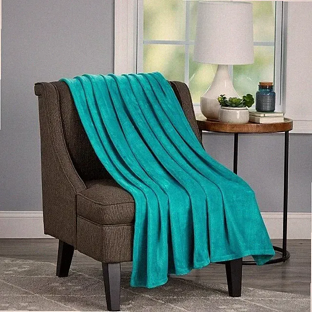 70" x 60" Throw Blanket Fuzzy Soft Oversized Throw Couch Chair Blanket Luxury