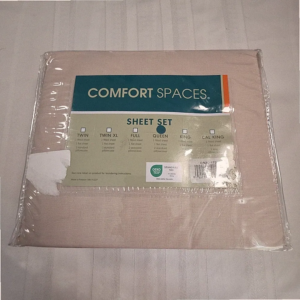 Comfort Spaces Complete Bed + Sheet Set Queen Size 4 Pcs Beige