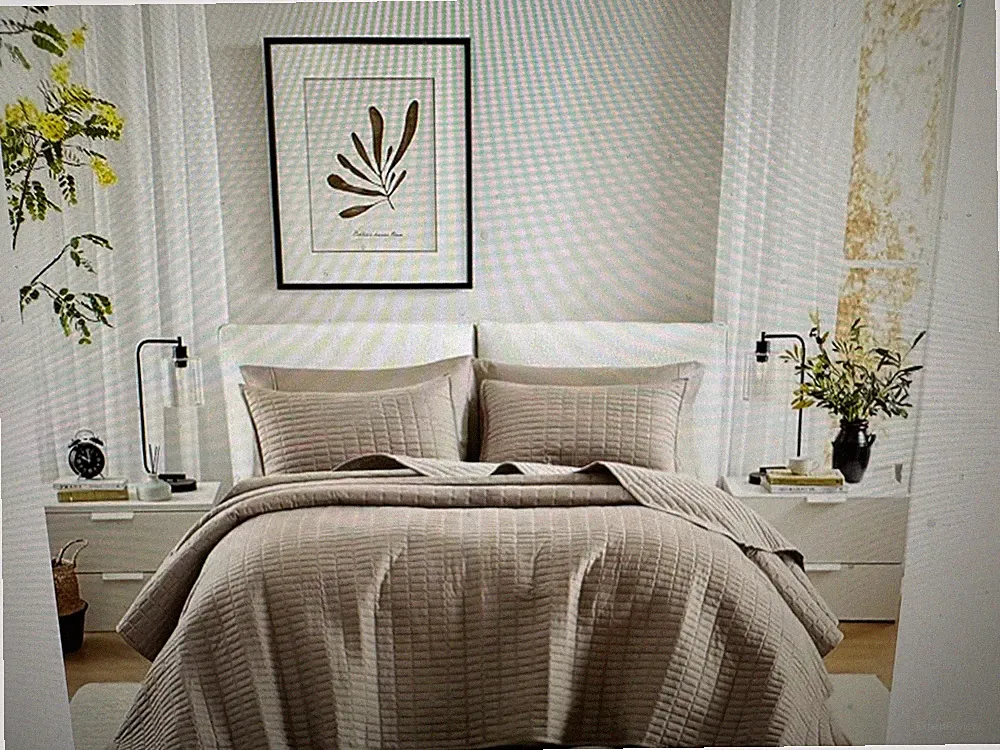 Comfort Spaces Kienna Oversized Quilt King (120" x 118") Taupe Quilt & 2 Shams