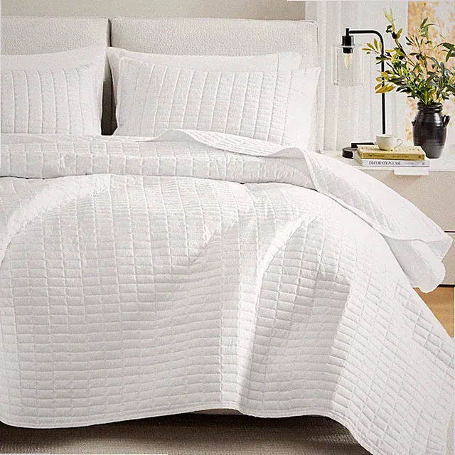 Comfort Spaces Kienna Quilt Set- Double Sided Stitching Design Summer Blanket, L