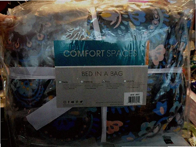 Comfort Spaces Navy floral Bed in a bag FULL size